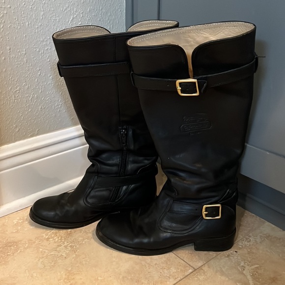 Coach Whitley Boots - Picture 4 of 7